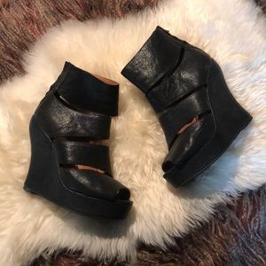 Jeffery Campbell Black platform shoes